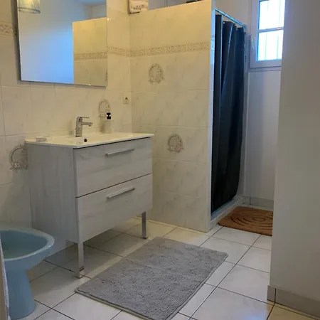 Belle Maison 6 Personnes A 2min Du Du Jaunay, Et 15min Des Plages Vendeennes Holiday home La Chapelle-Hermier
